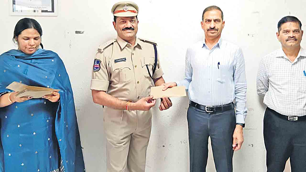 పనితీరే ప్రామాణికం: ఆబ్కారీ ఈడీ కమలాసన్‌రెడ్డి