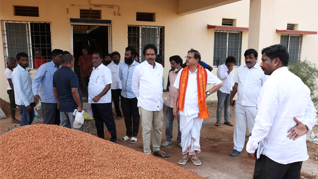 Srisailam Temple | శ్రీగిరి క్షేత్రంలో మహాశివరాత్రి బ్రహ్మోత్సవాల ఏర్పాట్లను పరిశీలించిన ఈవో