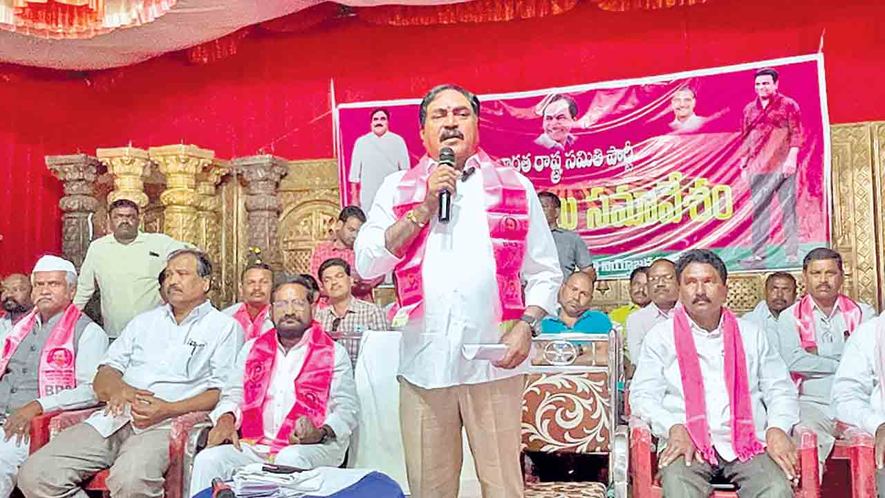 25 మంది ఎమ్మెల్యేలలో అసంతృప్తి
