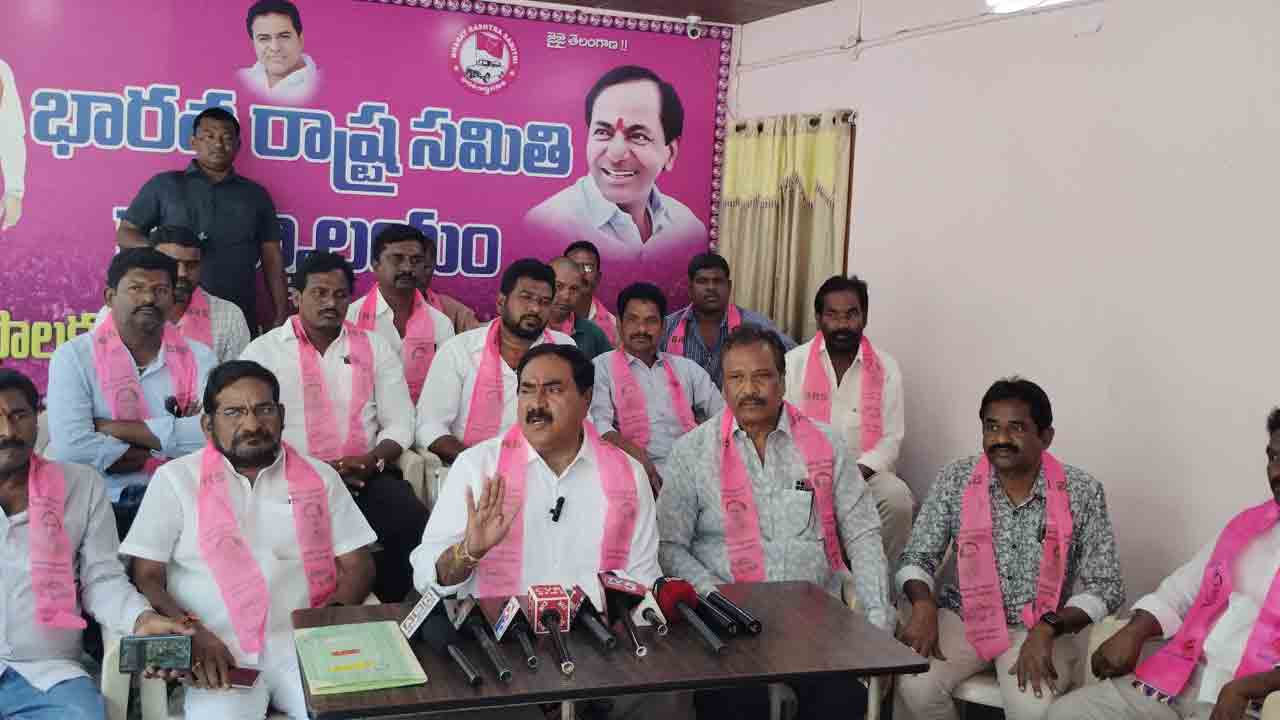 Errabelli Dayakar Rao | దేశంలో కాంగ్రెస్ ఖతం..స్థానిక సంస్థల ఎన్నికల్లో బిఆర్ఎస్ పార్టీ 100% గెలుపు : మాజీ మంత్రి ఎర్రబెల్లి దయాకర్ రావు