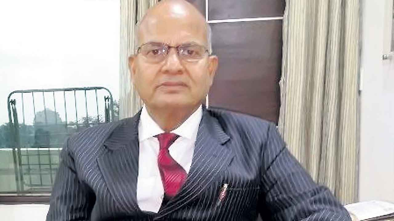 42% బీసీ కోటా ఇవ్వాల్సిందే!