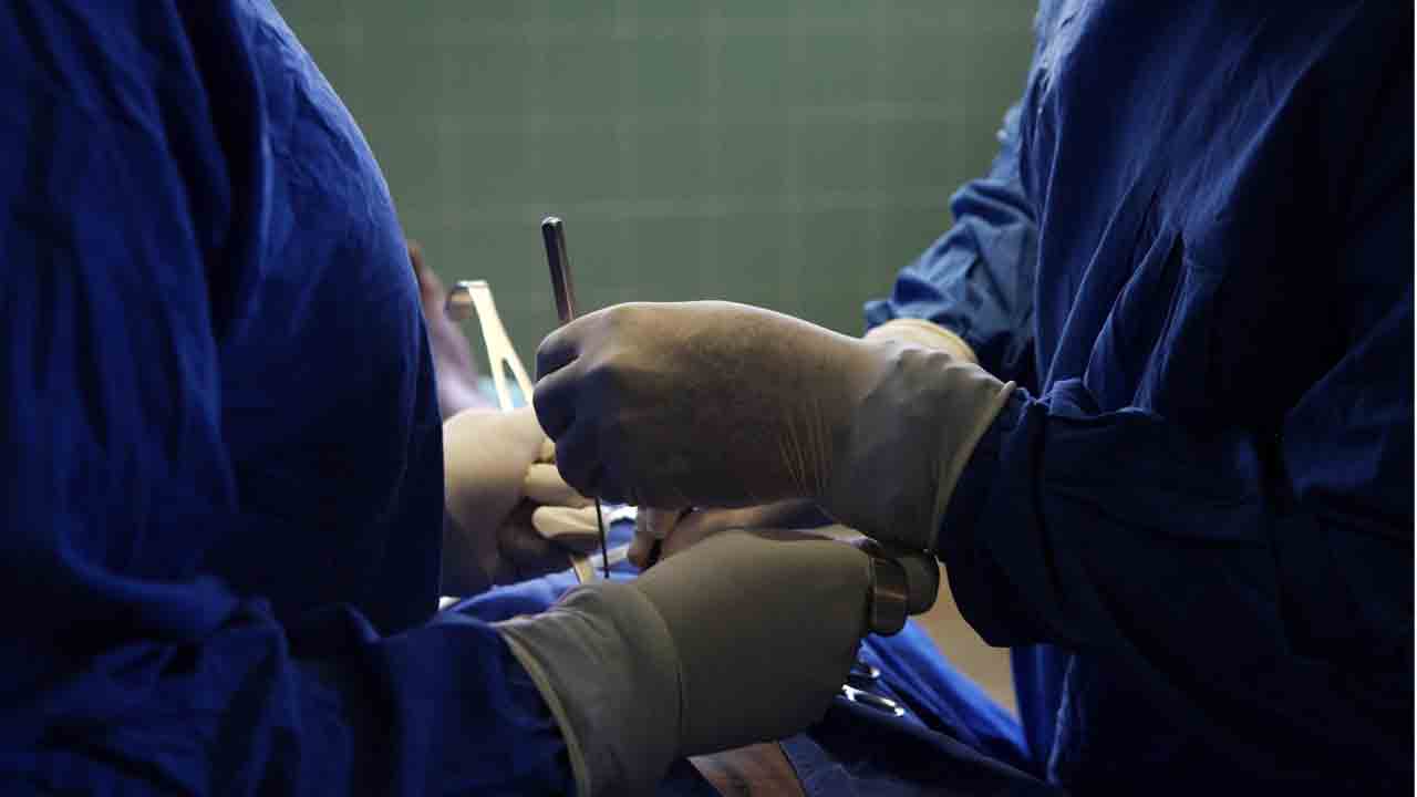 Family Planning Operations | అడ్రస్ లేని కుటుంబ నియంత్రణ శిబిరాలు.. హైదరాబాద్‌లో పెరుగుతున్న జనాభా..!