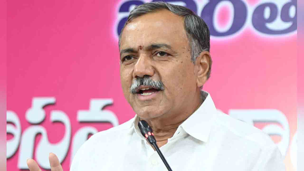 Gandra Venkataramana Reddy | పాలన చేతకాకనే డైవర్షన్ పాలిటిక్స్‌.. స్థానిక సంస్థల ఎన్నికల్లో బీఆర్‌ఎస్‌ సత్తా చాటుదాం : గండ్ర వెంకటరమణా రెడ్డి