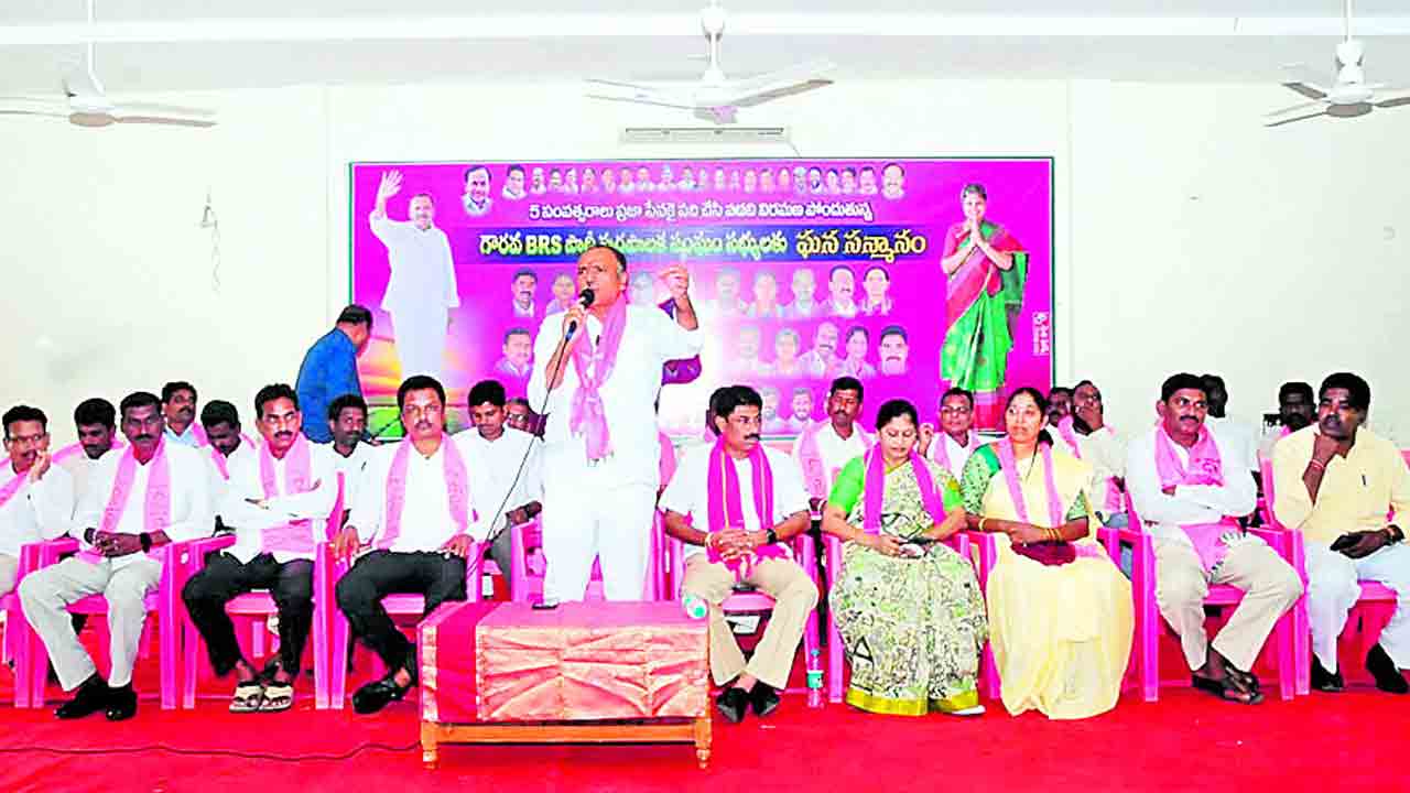 11 నియోజకవర్గాల్లో కాంగ్రెస్‌పై వ్యతిరేకత