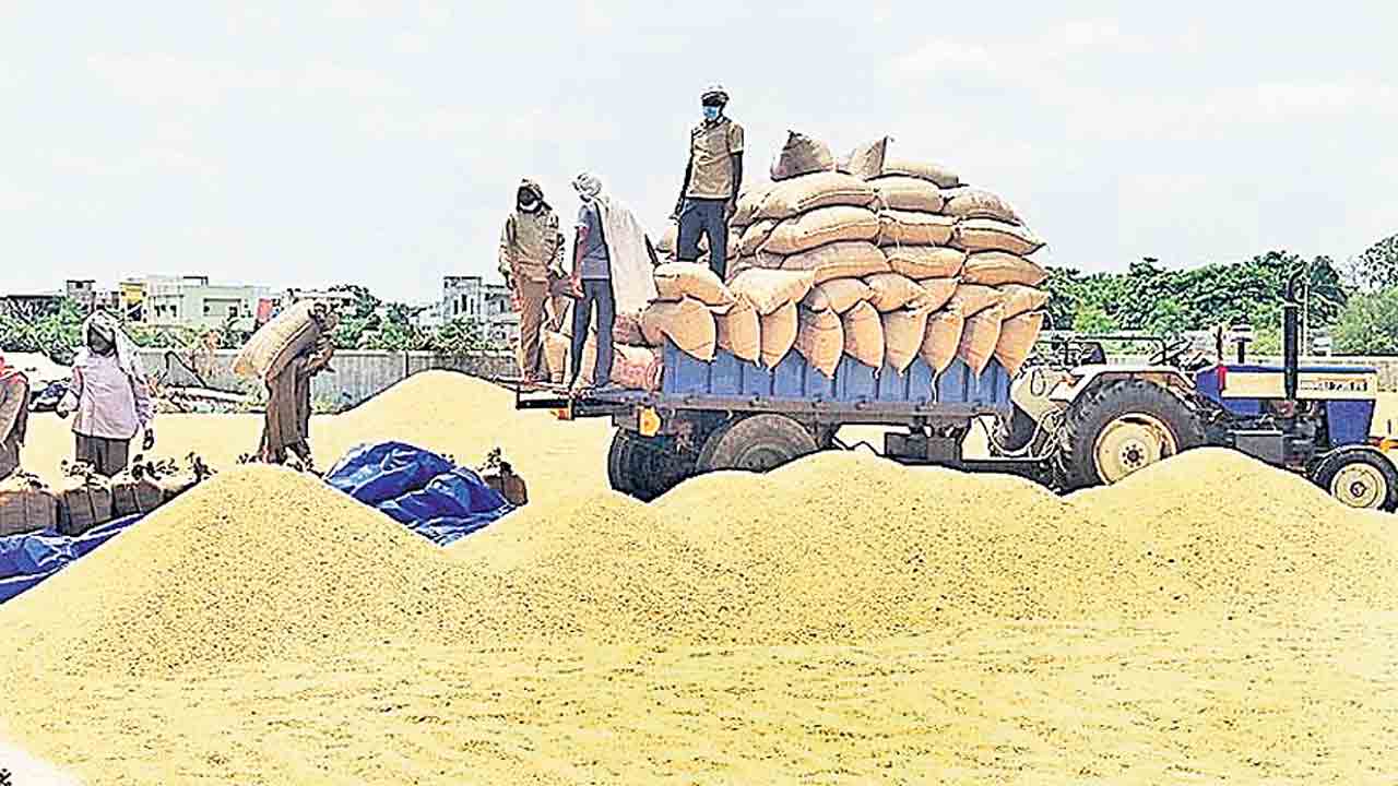 ఇంకెప్పుడు ఇస్తారు..?