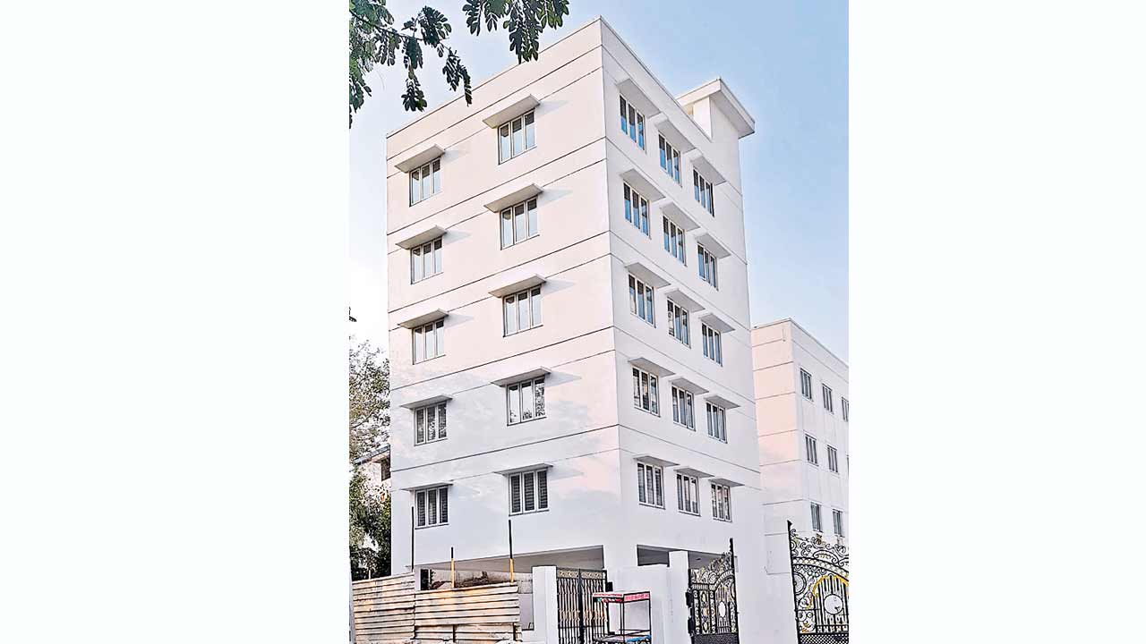 SPDCL | ఆ భవనం ఎప్పుడిస్తారో?.. విద్యుత్‌ ఉద్యోగ సంఘాల ఎదురుచూపులు