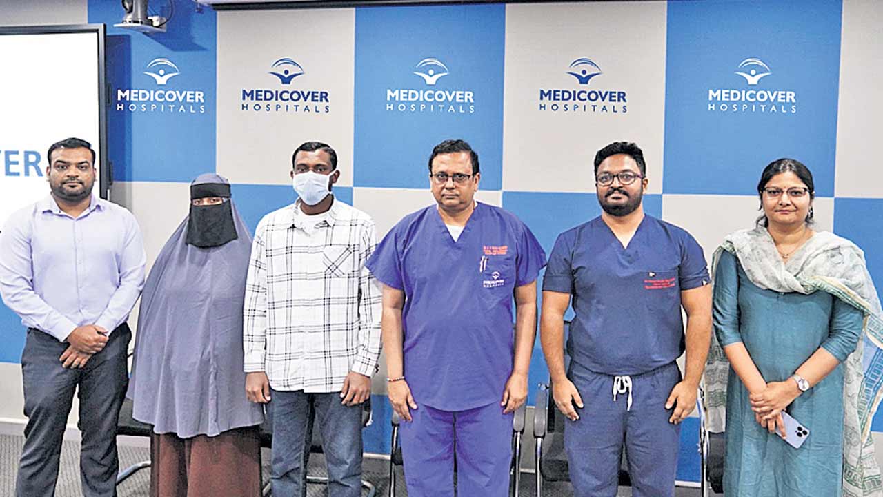 పురుషాంగాన్ని పునః సృష్టించిన మెడికవర్‌