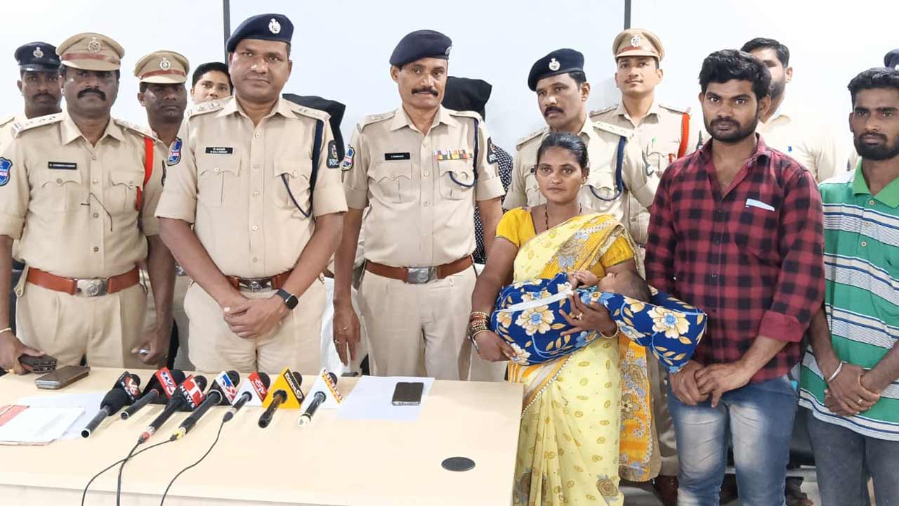 Kacheguda | దత్తత కోసం.. రెండునెలల చిన్నారి కిడ్నాప్‌..!