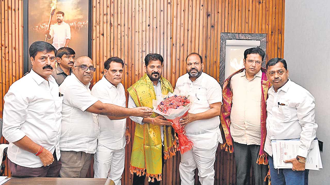 మా సమస్యలు పరిష్కరించండి