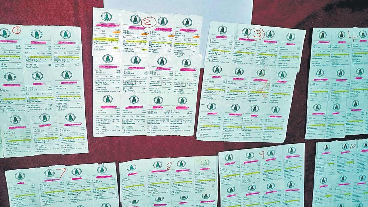 వివాదాస్పదంగా ‘శీఘ్ర దర్శన’ టిక్కెట్ల జారీ..!