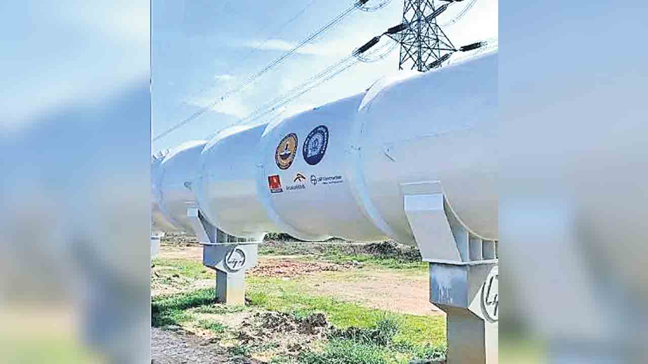 Hyperloop | రవాణా రంగంలో సరికొత్త విప్లవం.. హైపర్‌లూప్‌తో అరగంటలో 350 కిలోమీటర్లు!
