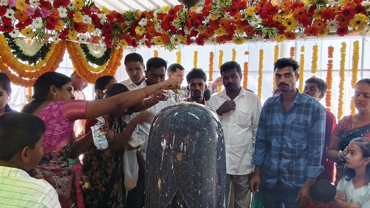 Ibrahimpatnam | మహాశివరాత్రి సందర్భంగా శివాలయాల్లో ప్రత్యేక పూజలు.. 