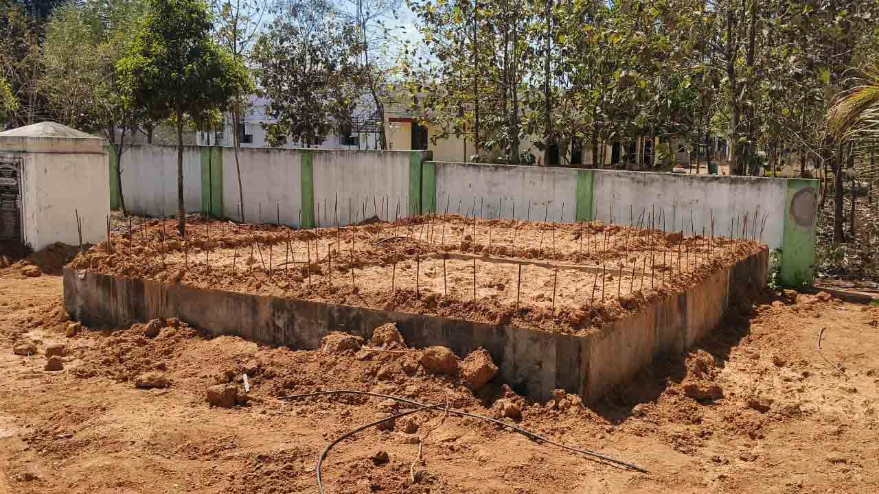 ఇందిరమ్మ గిమ్మిక్కు.. ఇంతింత గాదయా !.. లబ్ధిదారుడికి నచ్చినట్టు కట్టుకోవచ్చంటూనే సవాలక్ష కండీషన్లు