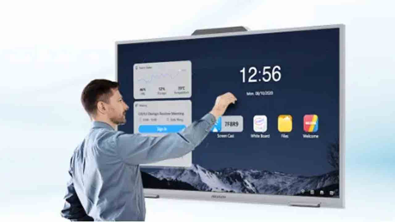 అటకెక్కిన ఇంటరాక్టివ్‌ ప్యానళ్లు