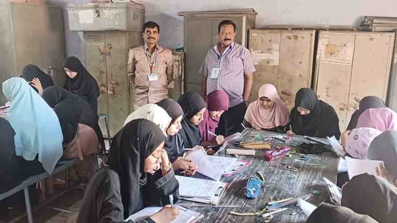 Inspection | ప్రయోగ పరీక్ష కేంద్రాలను తనిఖీచేసిన ఇంటర్మిడియట్‌ అధికారి