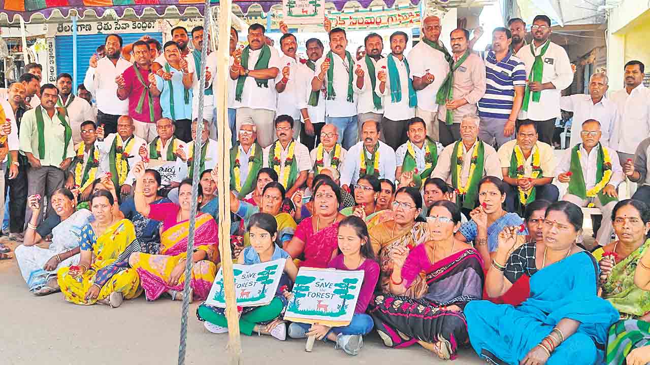 వెనక్కితగ్గం.. పోరాటంఆపం