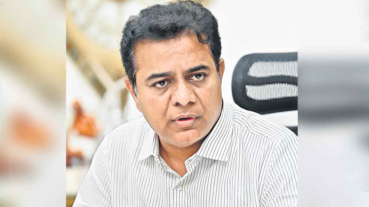 నేడు సిరిసిల్ల జిల్లాలో కేటీఆర్ పర్యటన