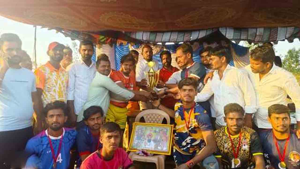 Sevalal Jayanthi | సేవాలాల్‌ జయంతి సందర్భంగా పోటీలు నిర్వహించడం అభినందనీయం