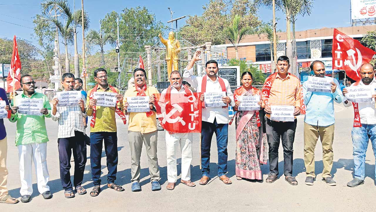 సంపన్నులకే ప్రయోజనాలు