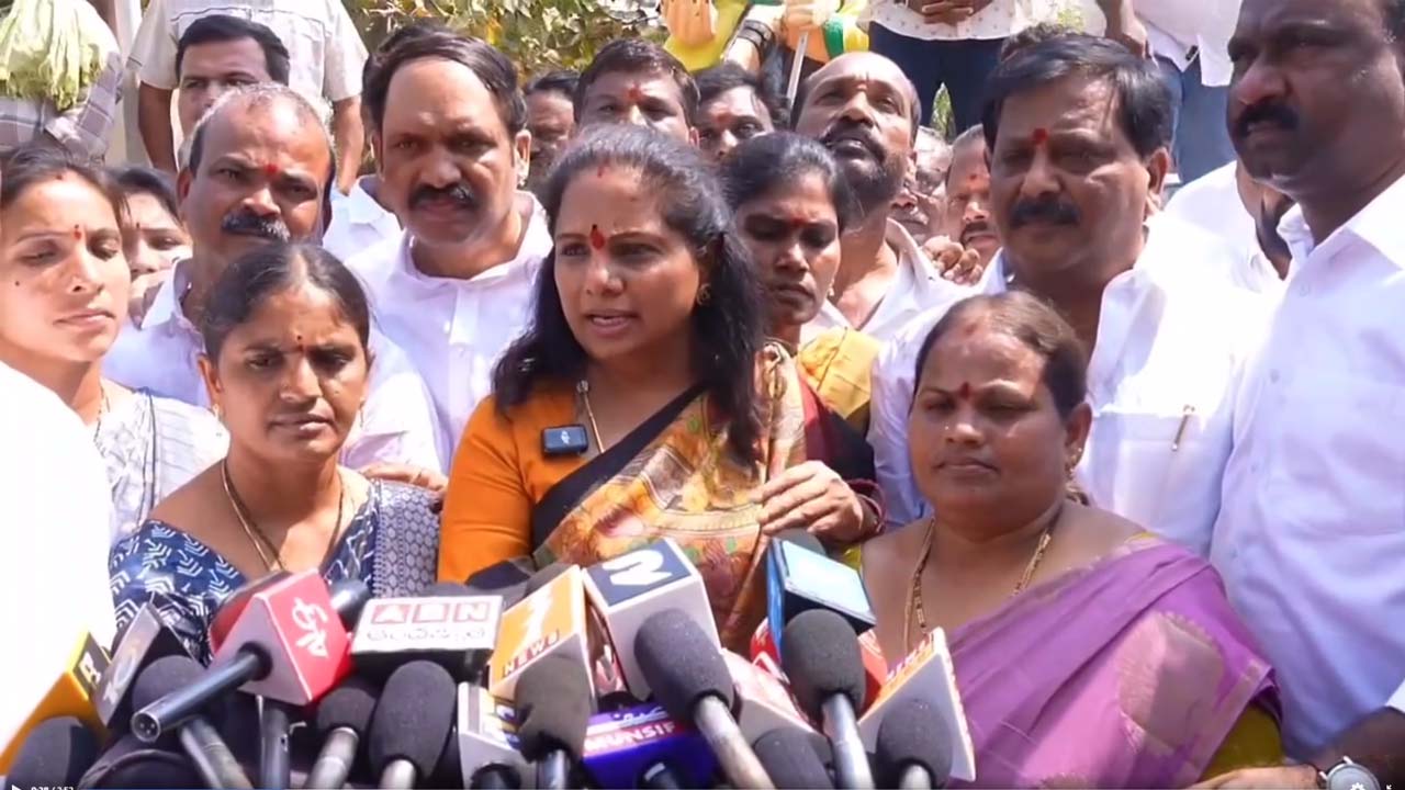 MLC Kavitha | కాంగ్రెస్‌ ధోకేబాజ్‌ పార్టీ.. మోసం చేయడం అలవాటే.. ఎమ్మెల్సీ కవిత వ్యాఖ్యలు..