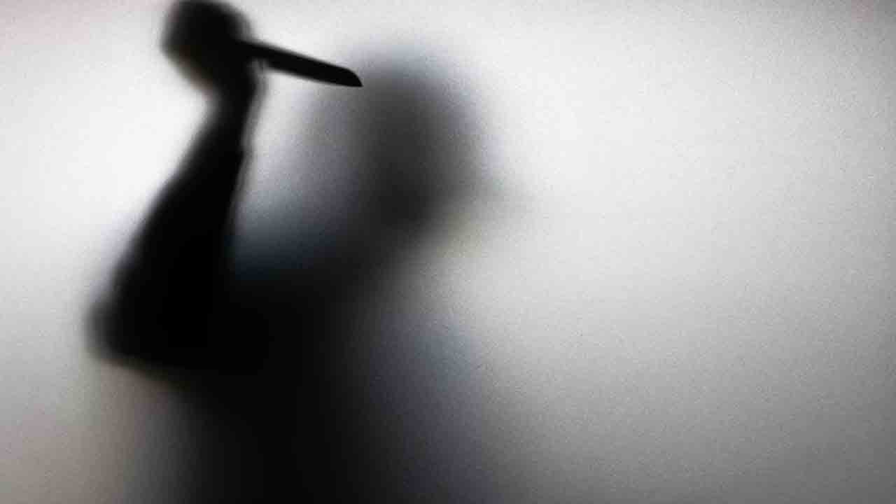 ఐదుగురి దారుణ హత్య