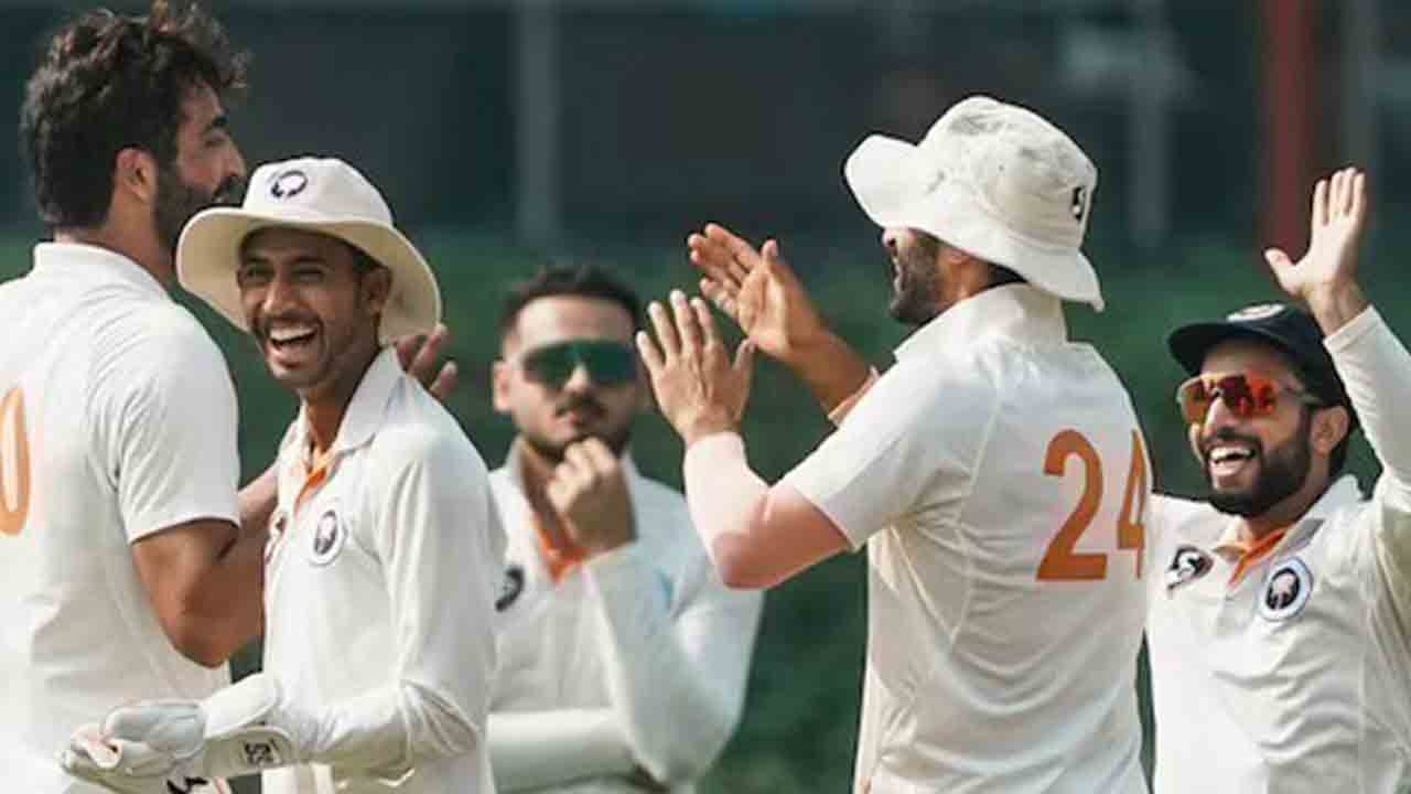 సెమీస్‌కు కేరళ