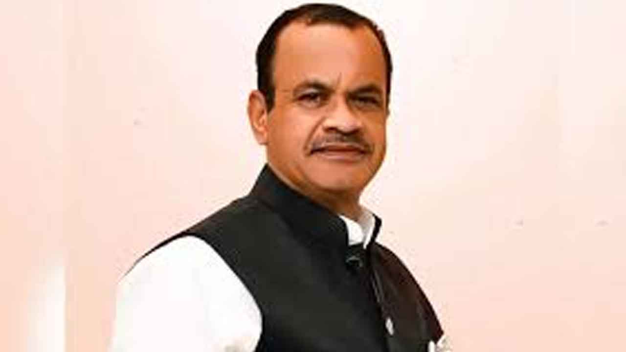 ఆర్‌అండ్‌బీ సీఈలకు బాధ్యతలు