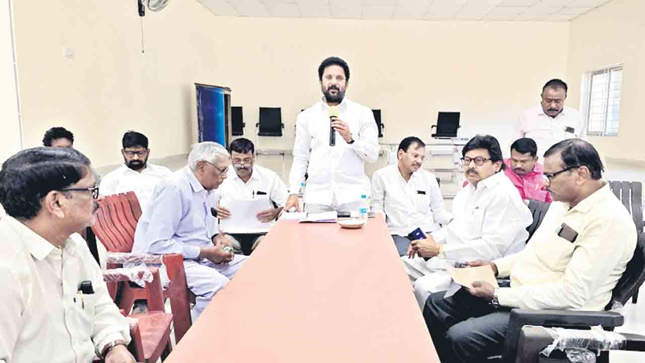బీసీలను వంచించింది కాంగ్రెస్సే