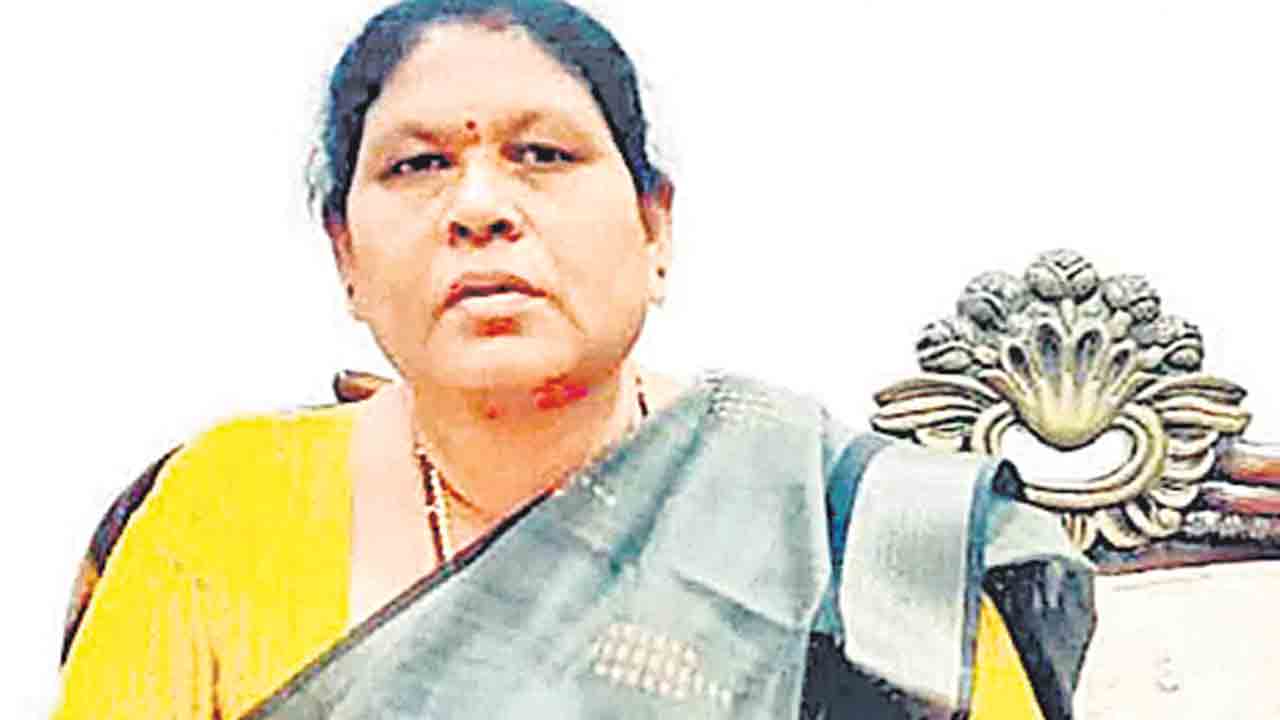 ప్రొటోకాల్‌ రగడ.. ఎమ్మెల్యే ఫైర్‌