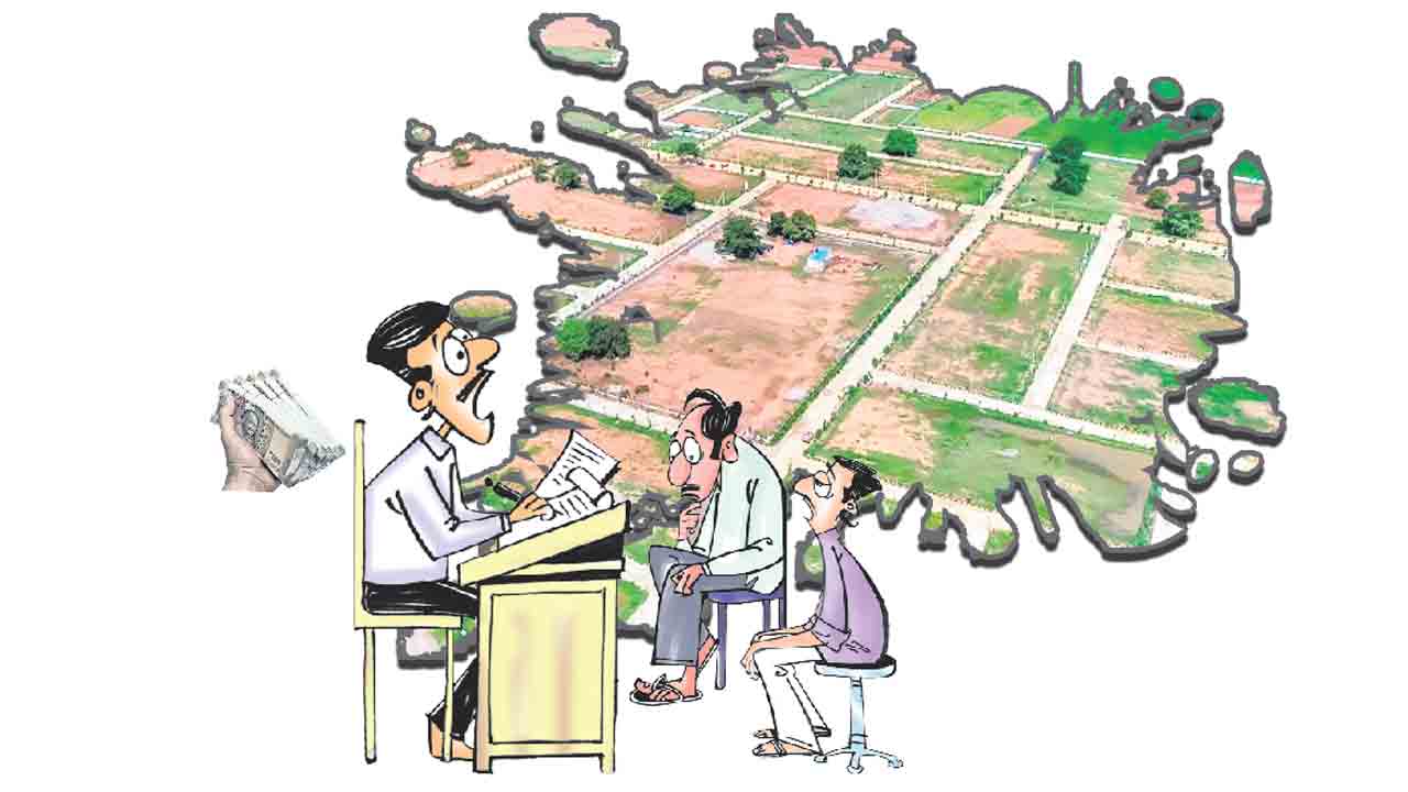 హామీ ఇచ్చి మొండి‘చేయి’.. కాసులు కడితేనే ఎల్‌ఆర్‌స్‌