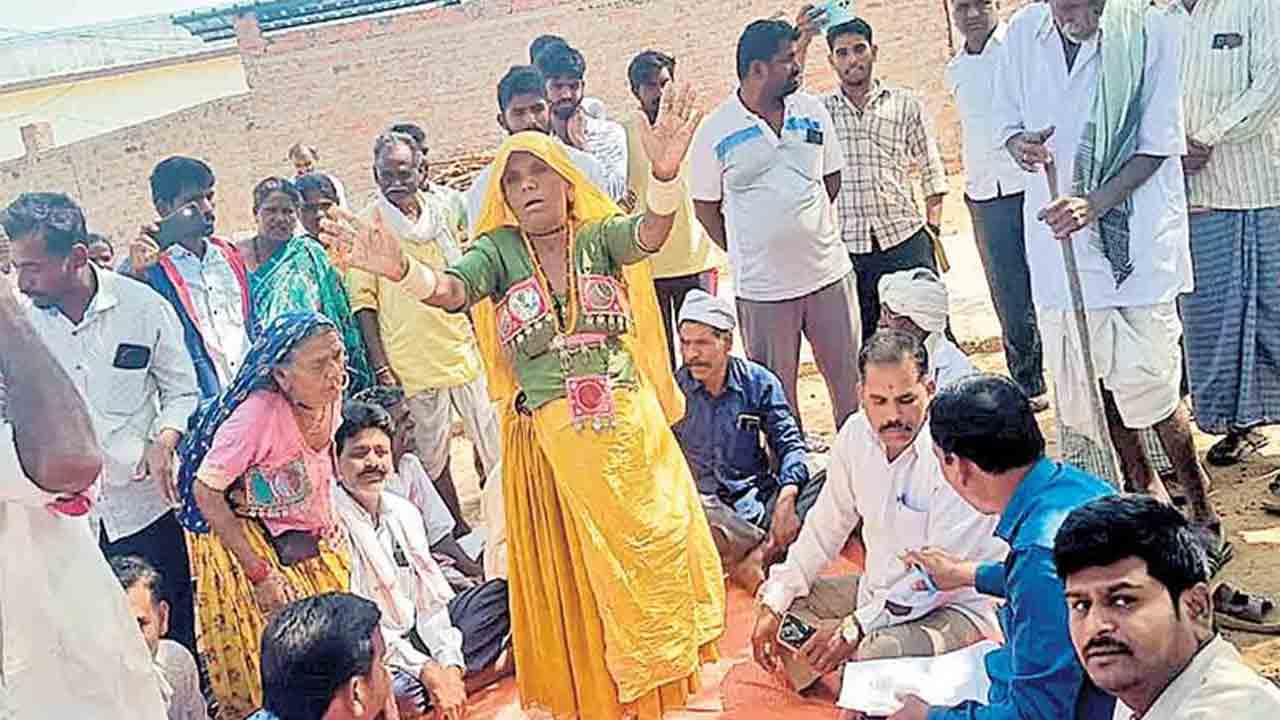 Lagacharla | లగచర్లలో భూసర్వే.. భారీగా మోహరించిన పోలీసులు