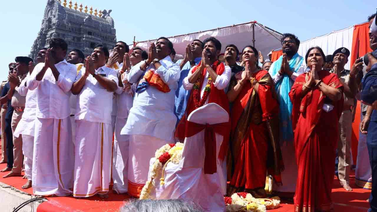 స్వర్ణమయం.. దివ్య విమాన వైభవం