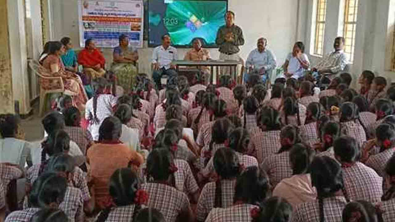 Touch leprosy | ఈ లక్షణాలుంటే స్పర్శ కుష్ఠిగా గుర్తించి చికిత్స పొందాలి : వైద్యులు