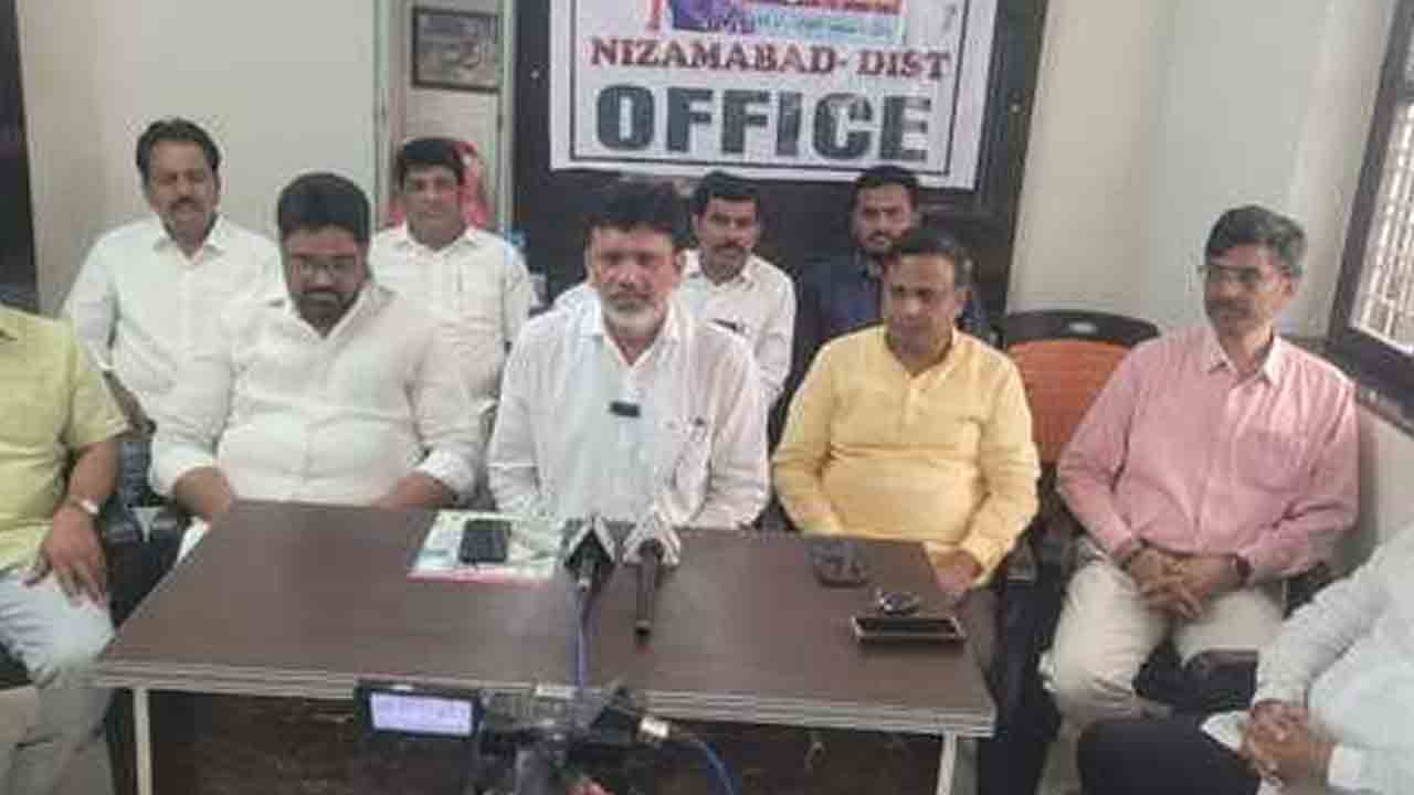 MLC candidate Yadagiri | ఎమ్మెల్సీగా గెలిపిస్తే నిరుద్యోగ, ఉపాధ్యాయ సమస్యలను పరిష్కరిస్తా : ఎమ్మెల్సీ అభ్యర్థి యాదగిరి శేఖర్‌రావు