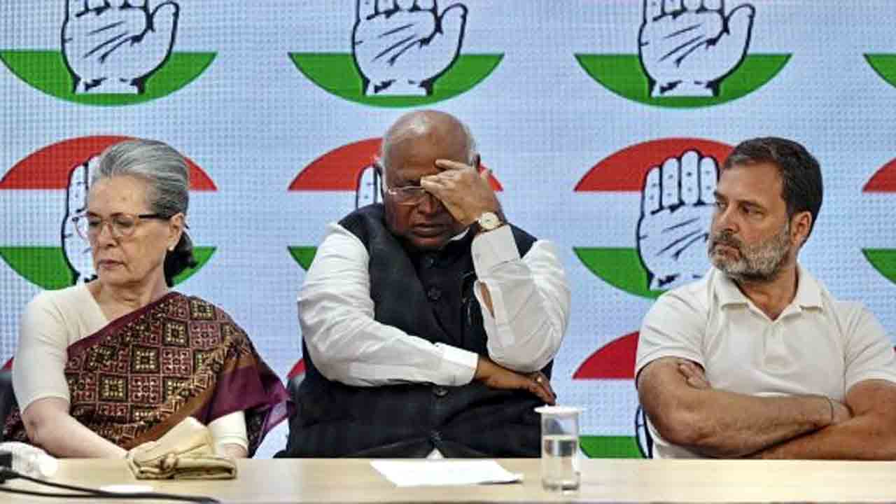 MOTN poll | ఇప్పుడు ఎన్నికలు పెడితే 80 సీట్లు కూడా రావు.. దేశవ్యాప్తంగా కాంగ్రెస్‌కు తగ్గుతున్న ఆదరణ..!