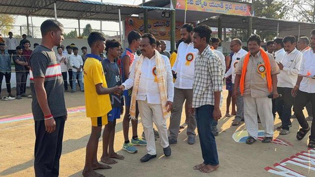 MP Nagesh | క్రీడలతో స్నేహభావం పెరుగుదల : ఎంపీ నగేష్