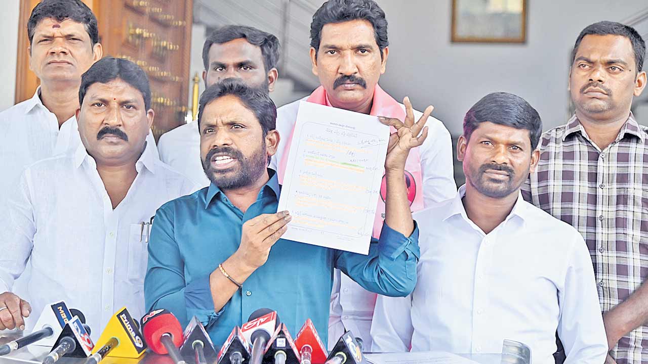 ఎస్సీ ఉపకులాల మధ్య చిచ్చుపెట్టే కుట్ర