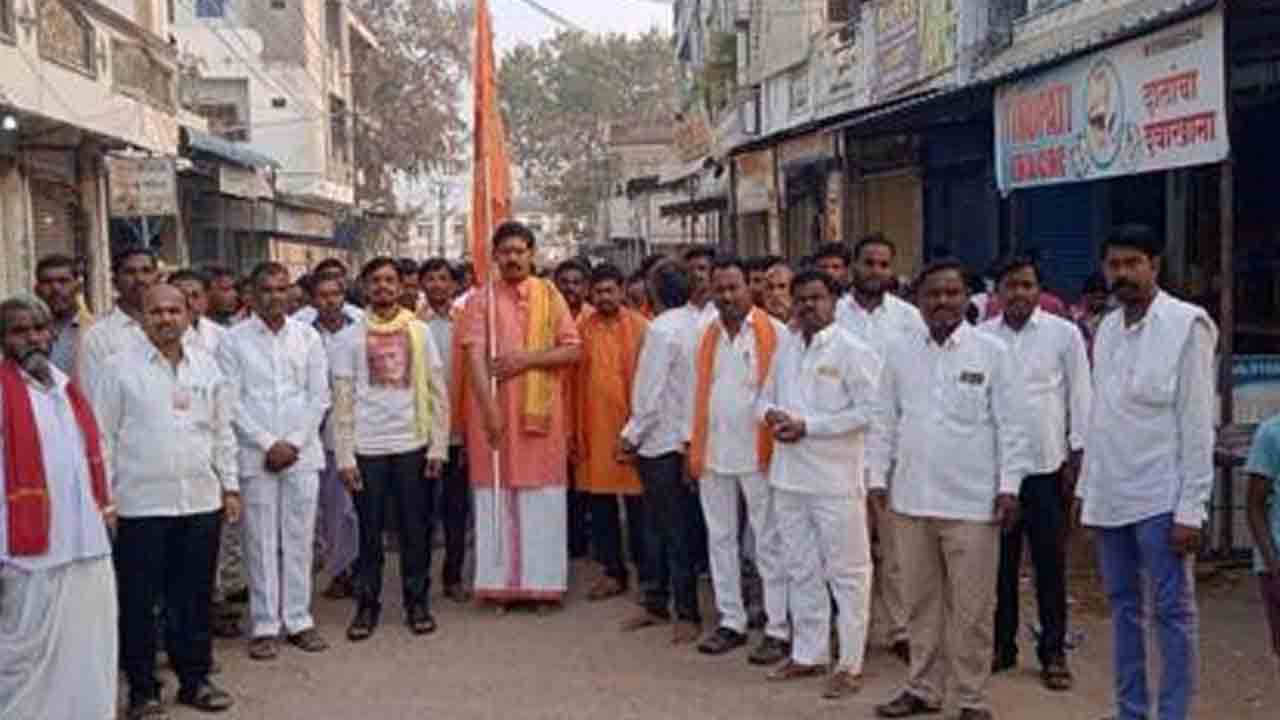 Padayatra | మద్నూర్‌ నుంచి.. నెమలి సాయిబాబా ఆలయానికి భక్తుల పాదయాత్ర