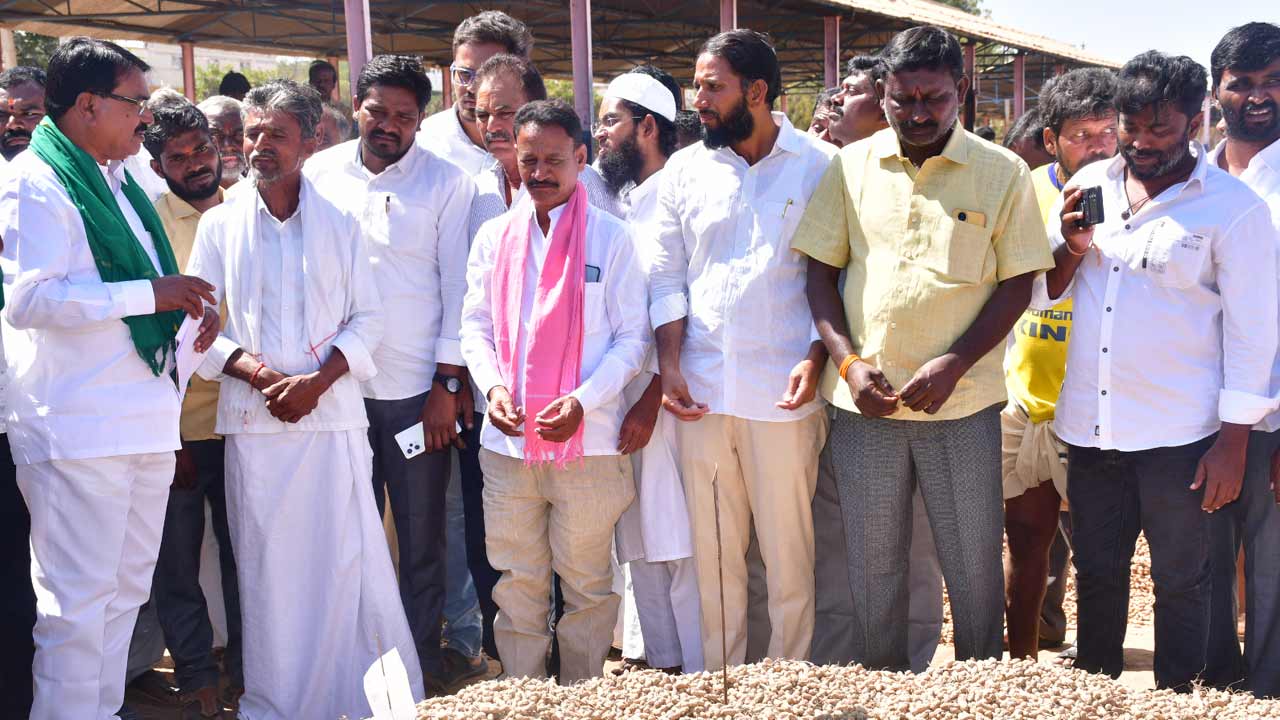 రైతులకు భరోసానిస్తాం