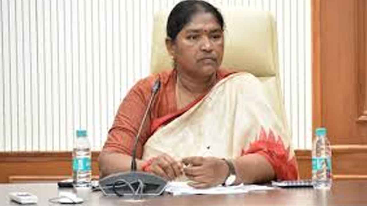 జీపీలను నాలుగు గ్రేడ్లుగా విభజించాలి