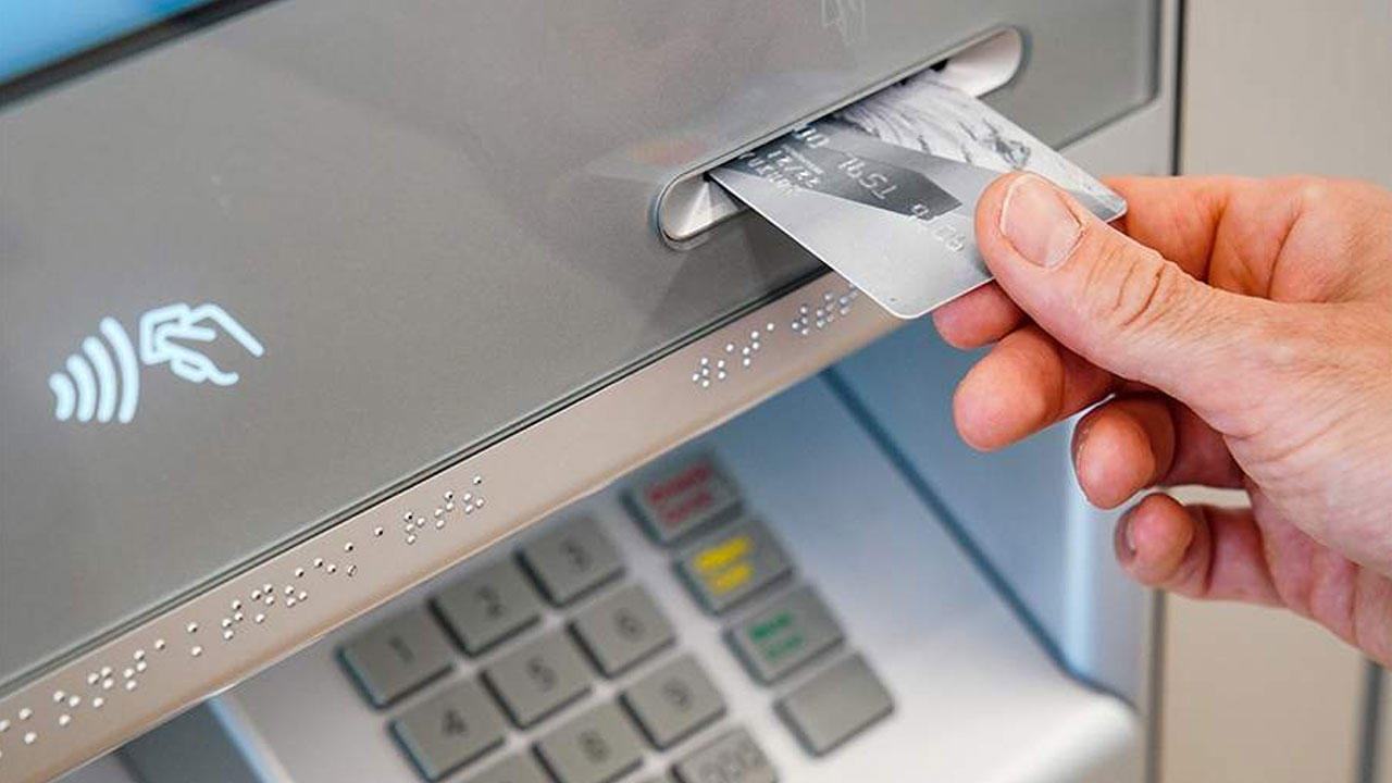 Kothagudem | హమాలీ ఖాతాలో నగదు మాయం.. 70 వేలు కాజేసిన కేటుగాళ్లు