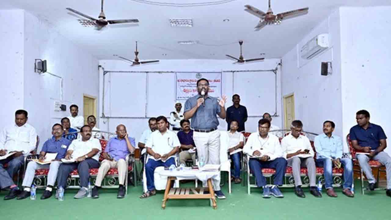 Nizamabad Collector | గ్రామ పంచాయతీ ఎన్నికల నిర్వహణకు సన్నద్ధం కావాలి : నిజామాబాద్‌ కలెక్టర్