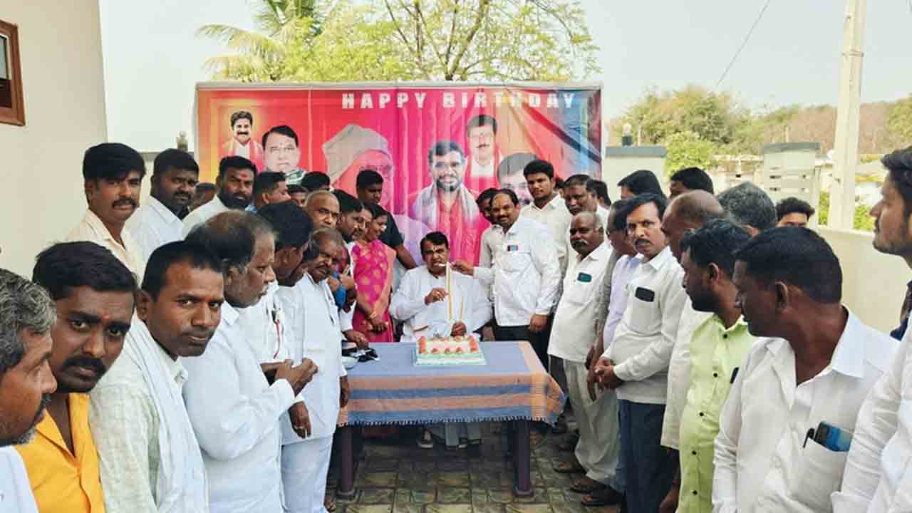 Birthday Celebrations | ఘనంగా పోచారం శ్రీనివాస్ రెడ్డి జన్మదిన వేడుకలు