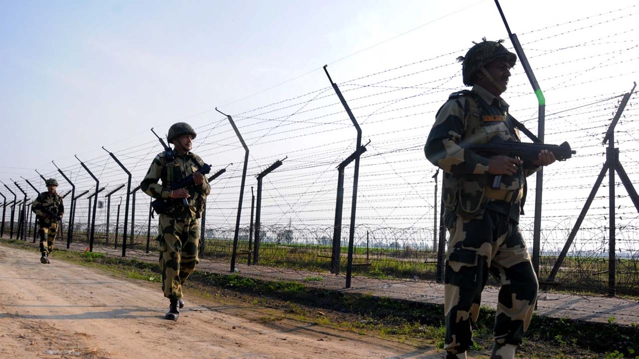 Terrorist killed | ఎల్‌ఓసీలో ఏడుగురు ఉగ్రవాదులు హతం..!