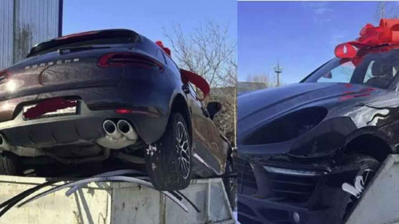 Porsche Car | భార్య తిరస్కరించిందని.. లగ్జరీ కారును చెత్తకుప్పలో వదిలేశాడు