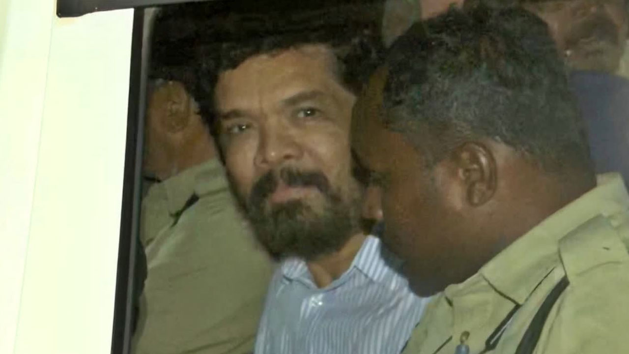 Posani Krishna Murali | పోసాని కృష్ణమురళికి 14 రోజుల రిమాండ్‌.. రాజంపేట జైలుకు తరలింపు