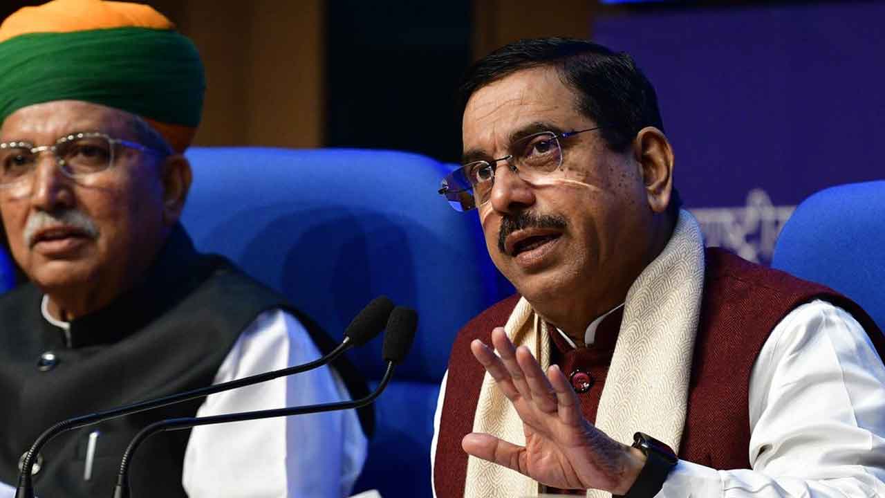 రైతు నేతలతో కేంద్రం చర్చలు