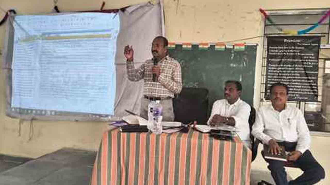 RJD Satyanarayana Reddy | పది పరీక్షల్లో ఉత్తమ ఫలితాలు సాధించాలి : ఆర్‌జేడీ సత్యనారాయణ రెడ్డి