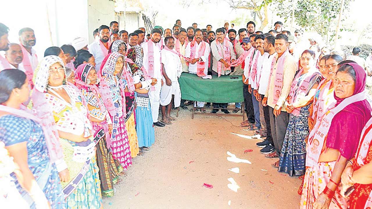 కాంగ్రెస్‌, బీజేపీలకు శంకరగిరి మాన్యాలే..