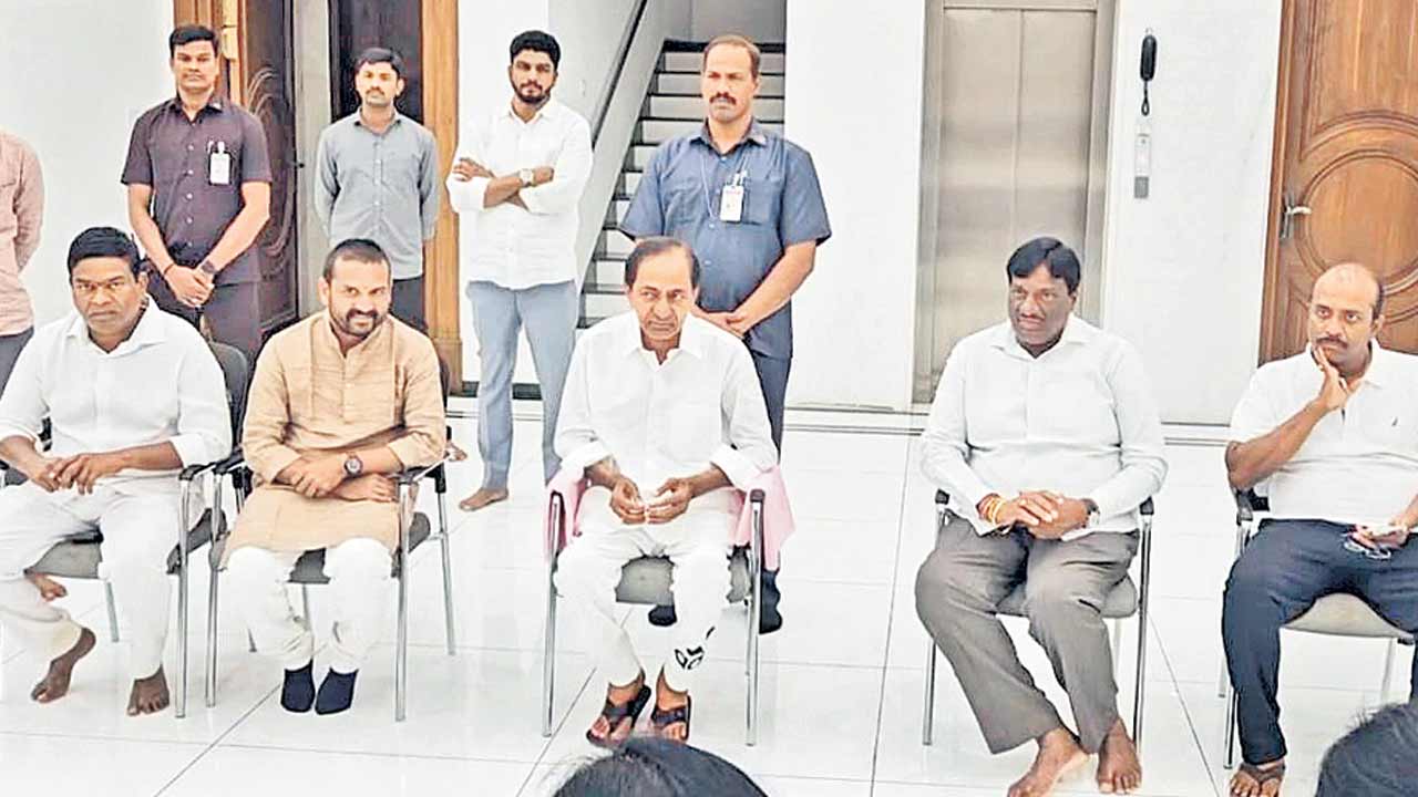 అధినేతను కలిసి శుభాకాంక్షలు తెలిపి..